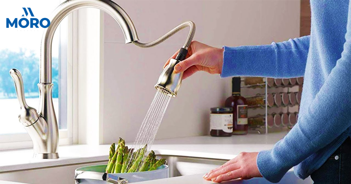 moro kitchen faucet with flow